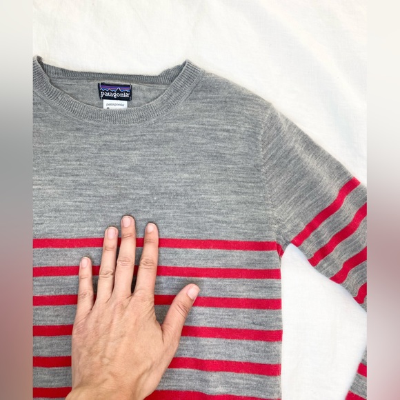 Patagonia Merino Crew Sweater - Picture 9 of 9